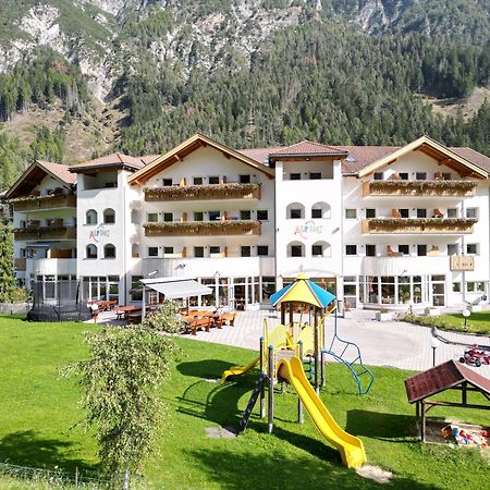 Hotel Alpin Colle Isarco Kültér fotó