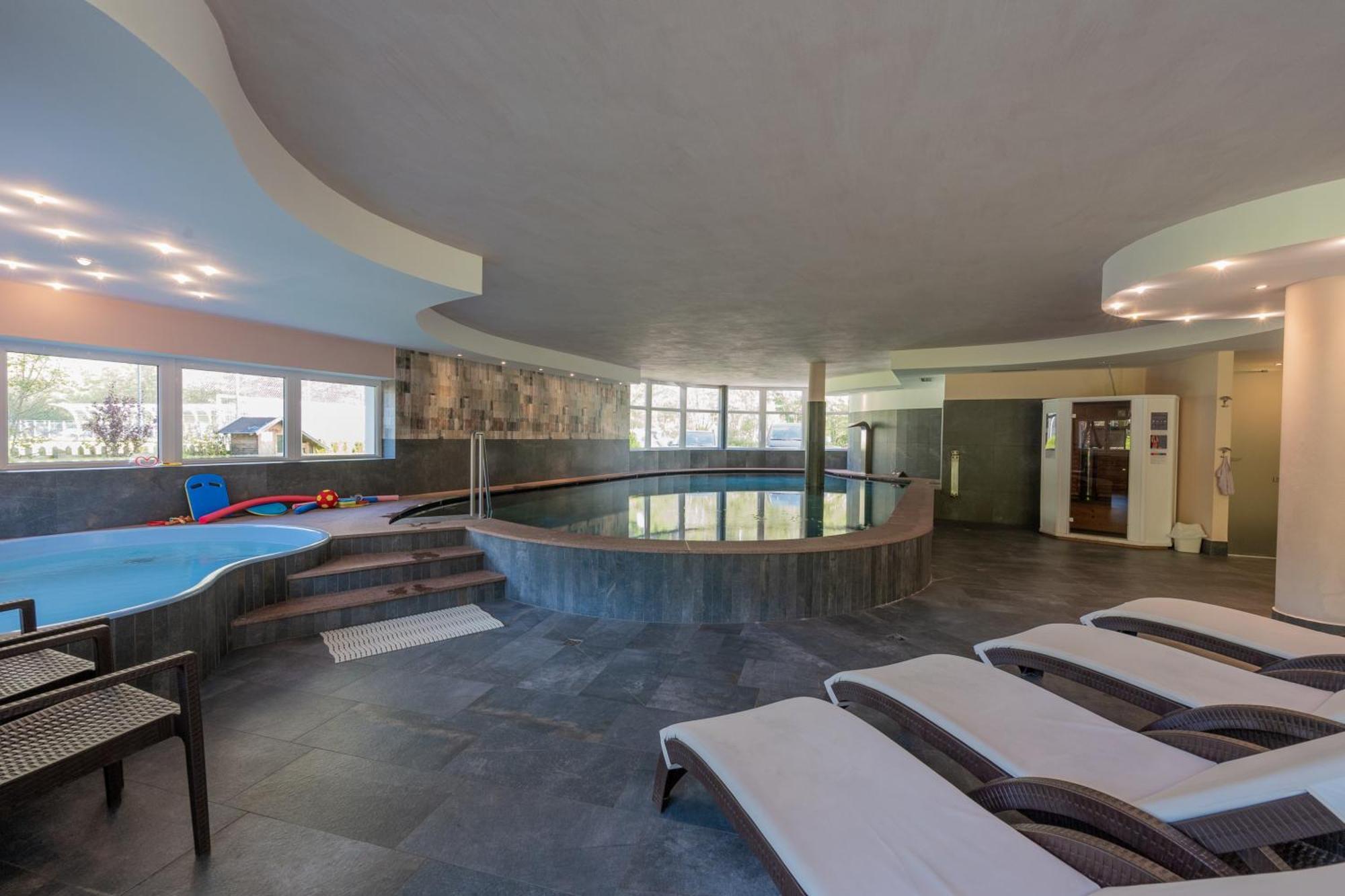 Hotel Alpin Colle Isarco Kültér fotó